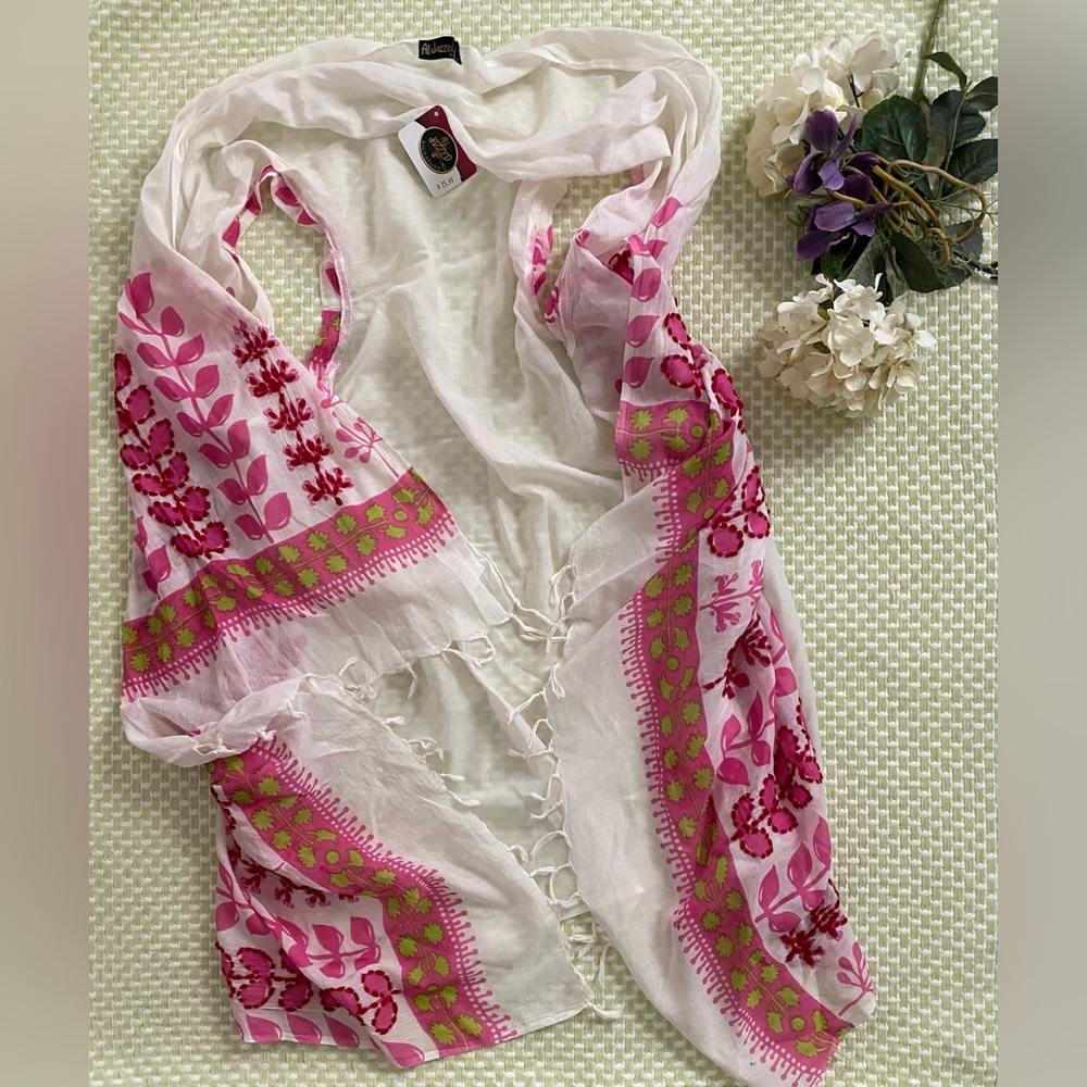 🌸🩷🌺Women’s Embroidered Shrug🌺🩷🌸